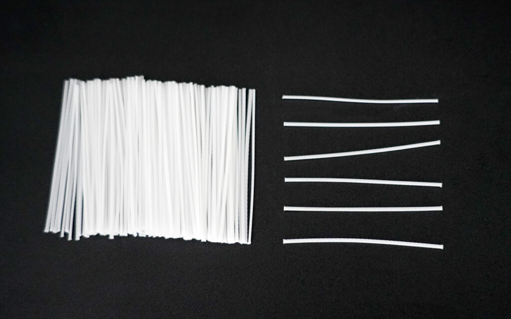 white-embossed-synthetic-pp-macrofiber-40mm
